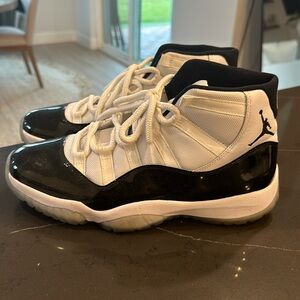 Jordan 11 Concords for sale- used